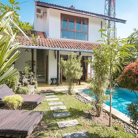 Villa Bougenville Jogjakarta Buitenkant foto