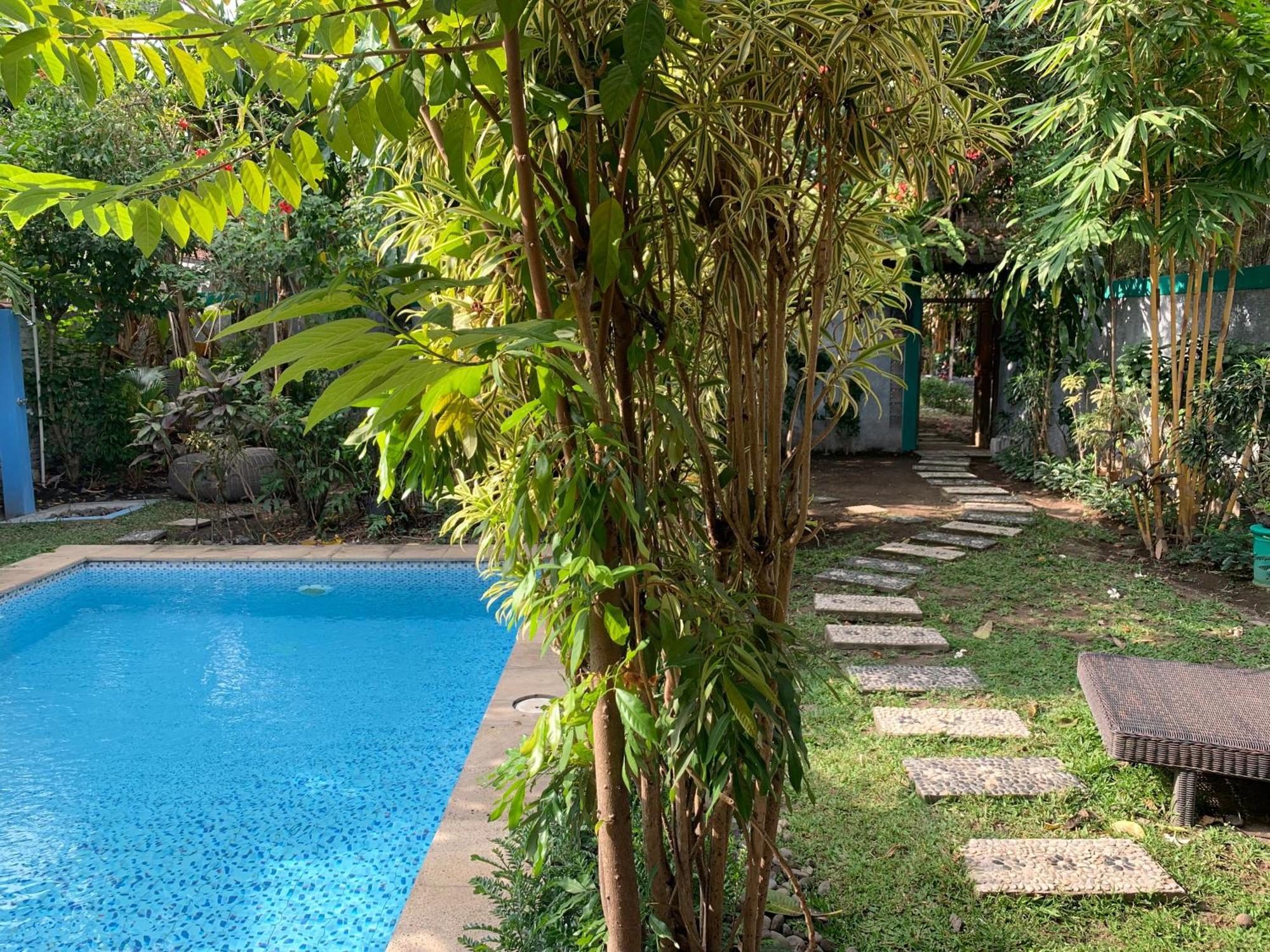 Villa Bougenville Jogjakarta Buitenkant foto