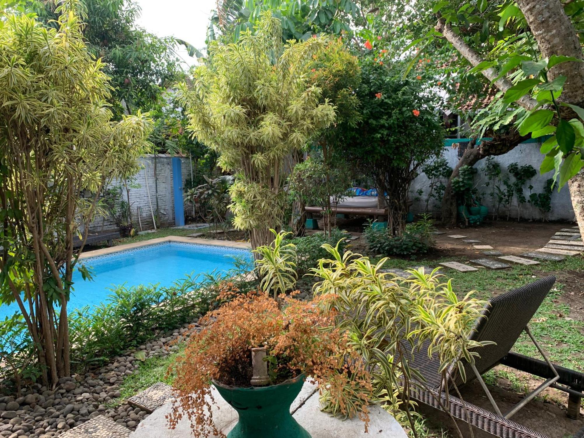 Villa Bougenville Jogjakarta Buitenkant foto