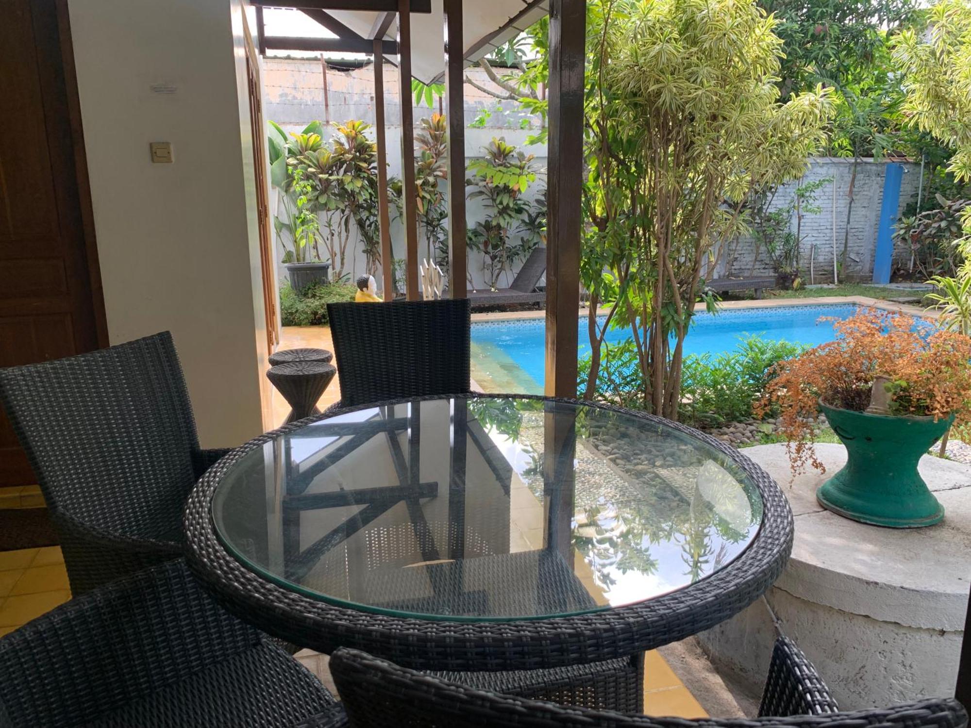 Villa Bougenville Jogjakarta Buitenkant foto